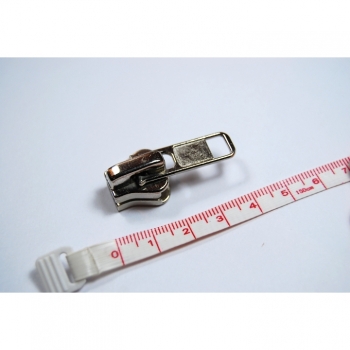 Buy 1 St. Zipper Schieber für reißverschluss mit Kunststoffzahn 10mm, Num10 Nickel hell für reparatur oder Umtausch. Picture 3